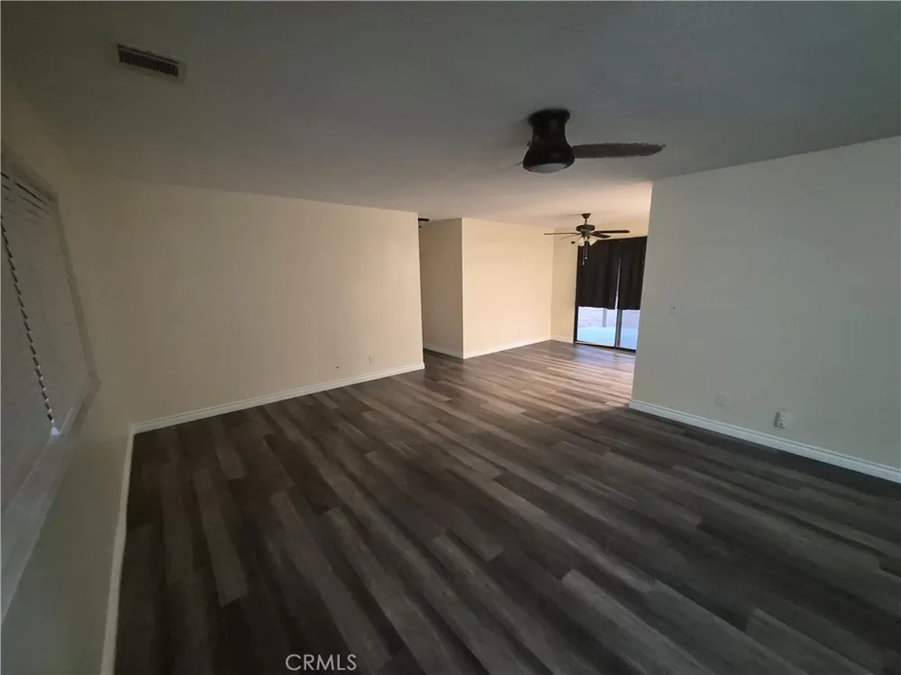 19145 Sheffield Hesperia, CA 92345