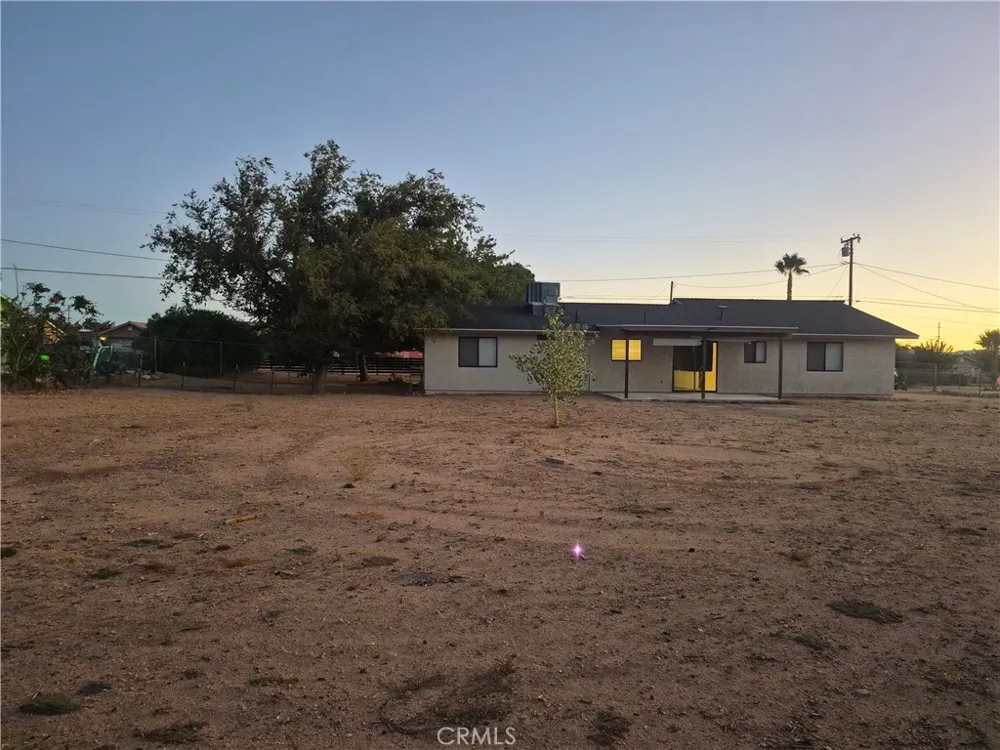 19145 Sheffield Hesperia, CA 92345