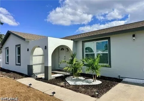Ridgeway Drive North Fort Myers, FL 33903