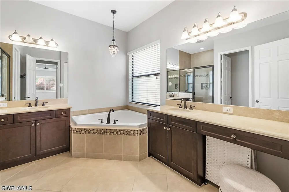 Aspen Chase Drive Naples, FL 34119