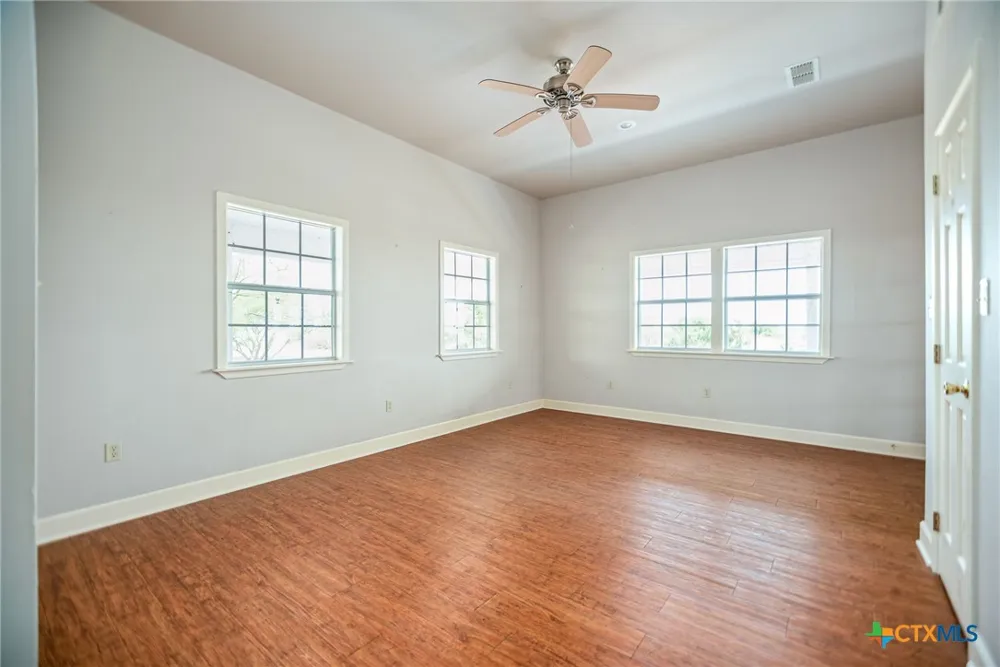 96 E Meadowlark Drive Port Lavaca, TX 77979