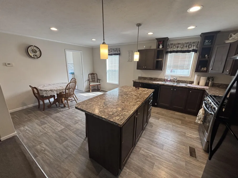 3835 Kingsridge Street Jackson, MI 49201