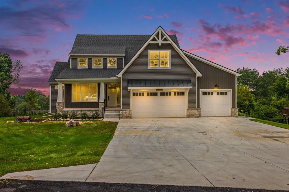 1752 Milford Heights Drive Milford, MI 48381