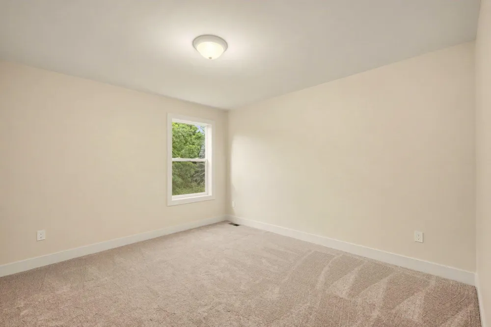 1752 Milford Heights Drive Milford, MI 48381
