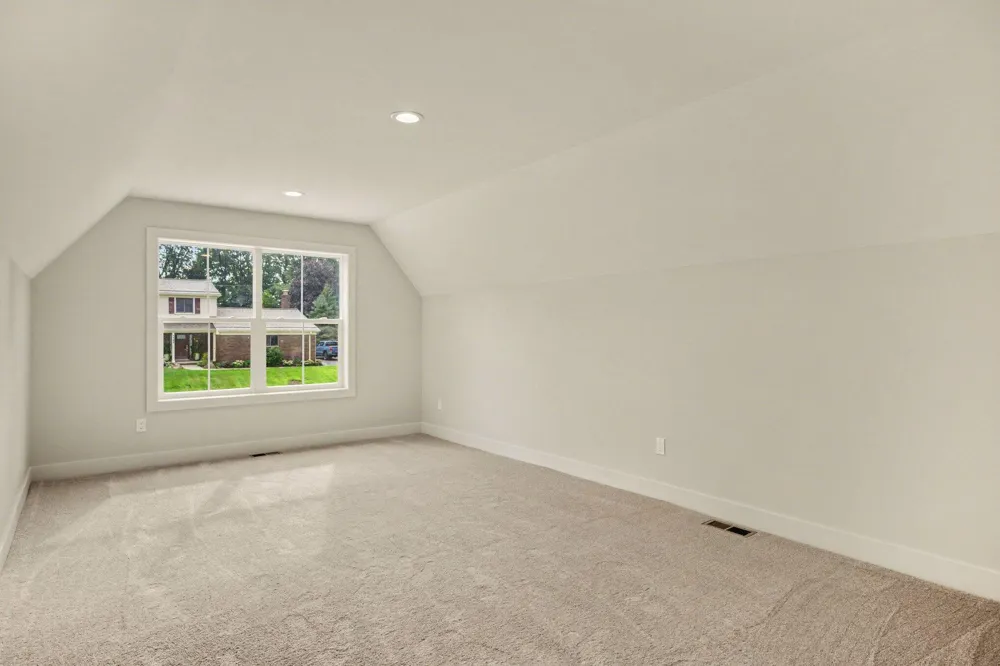 1752 Milford Heights Drive Milford, MI 48381