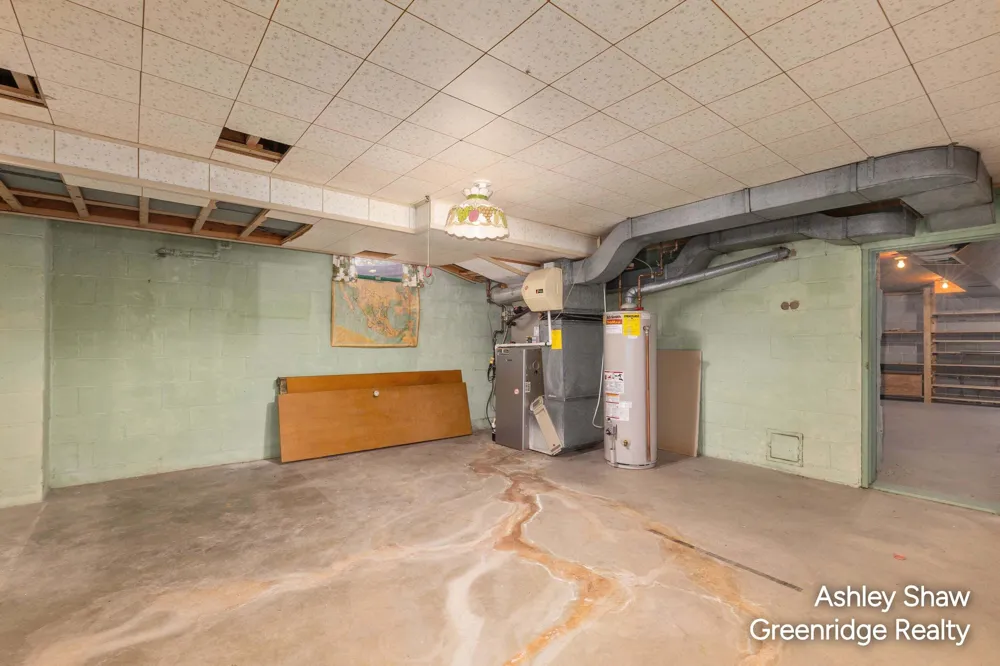 750 Pine Avenue Holland, MI 49423