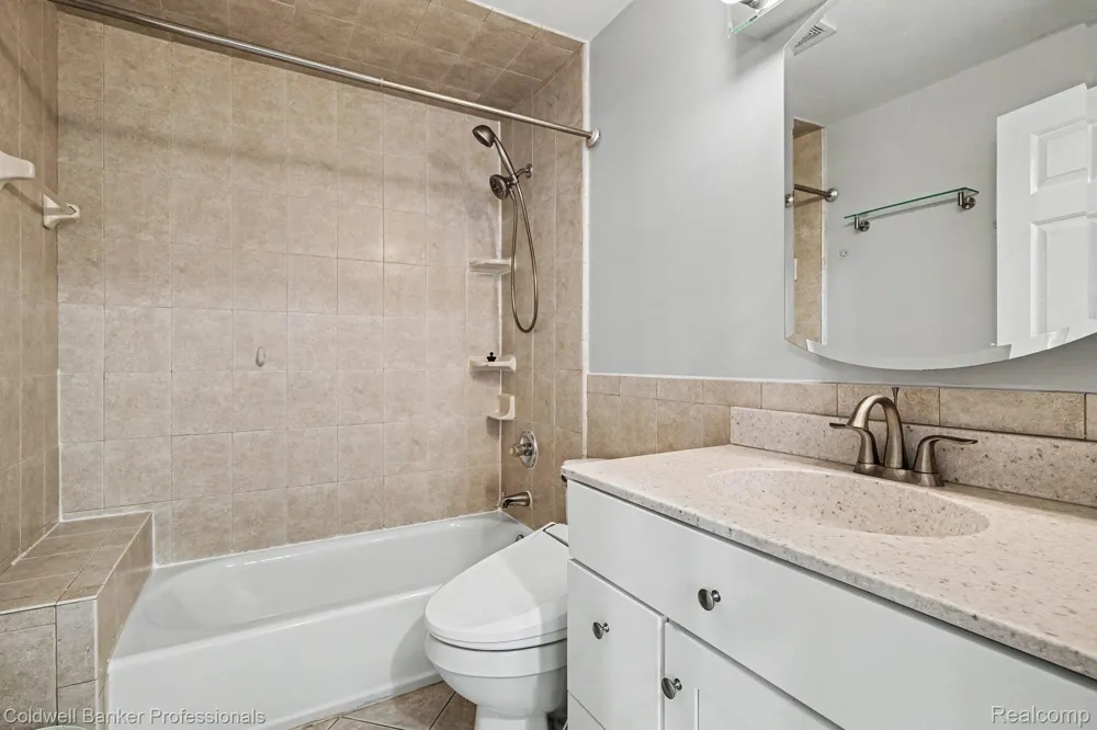 20409 Colman Street Clinton Charter Township, MI 48035