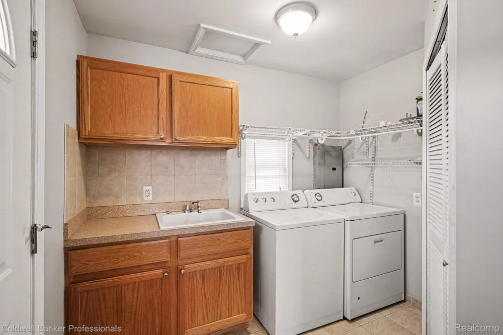 20409 Colman Street Clinton Charter Township, MI 48035
