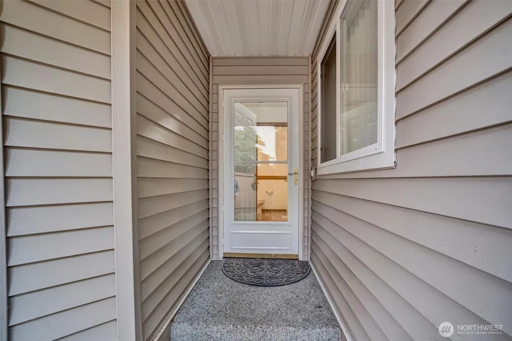 15 87th Avenue NE #B Lake Stevens, WA 98258