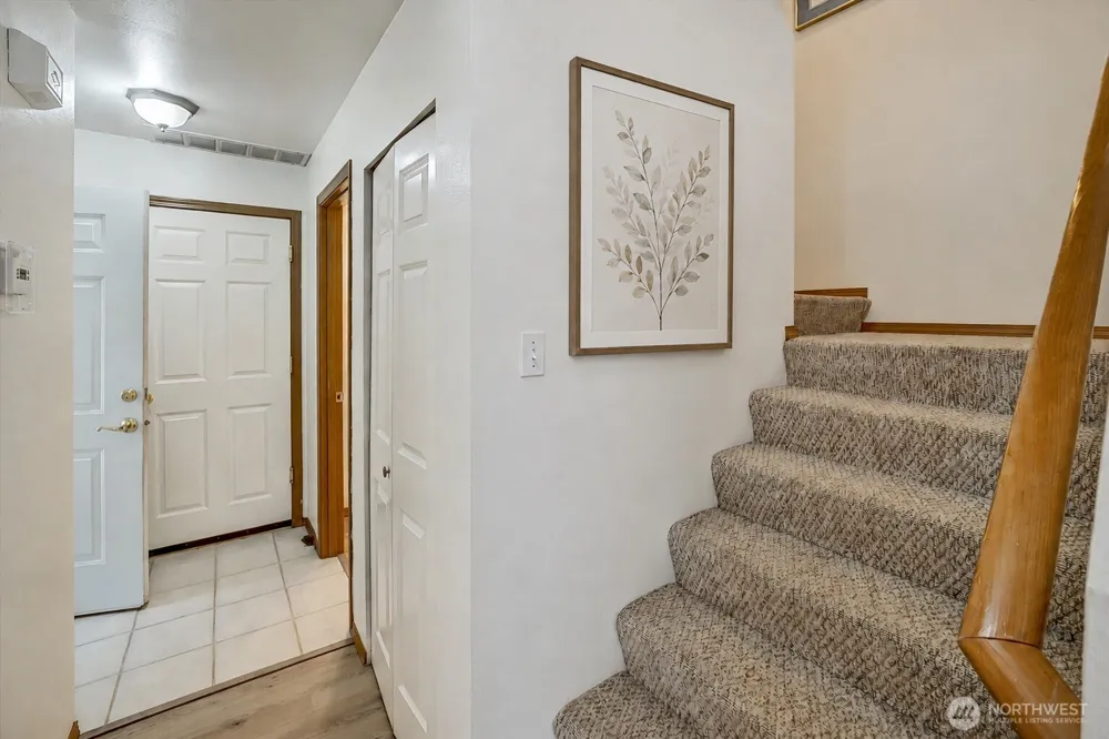 15 87th Avenue NE #B Lake Stevens, WA 98258