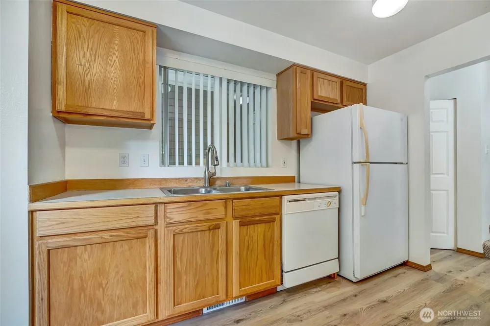 15 87th Avenue NE #B Lake Stevens, WA 98258