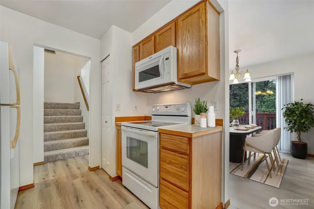 15 87th Avenue NE #B Lake Stevens, WA 98258