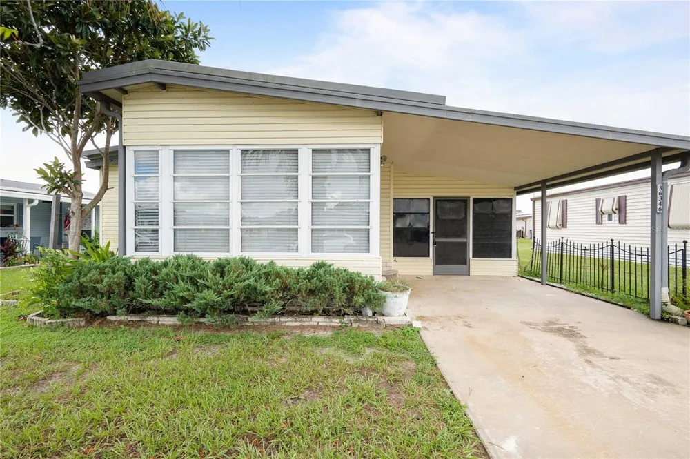36346 LE SABRE WAY Zephyrhills, FL 33541