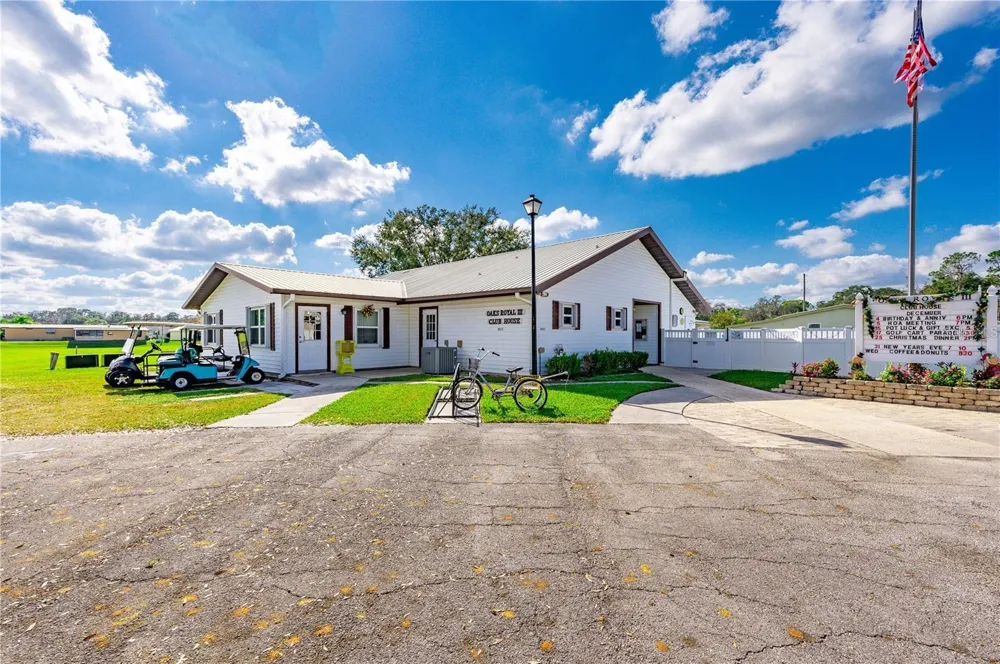 36346 LE SABRE WAY Zephyrhills, FL 33541