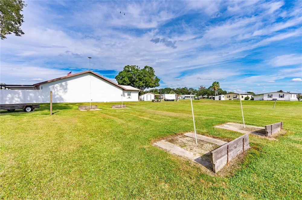 36346 LE SABRE WAY Zephyrhills, FL 33541