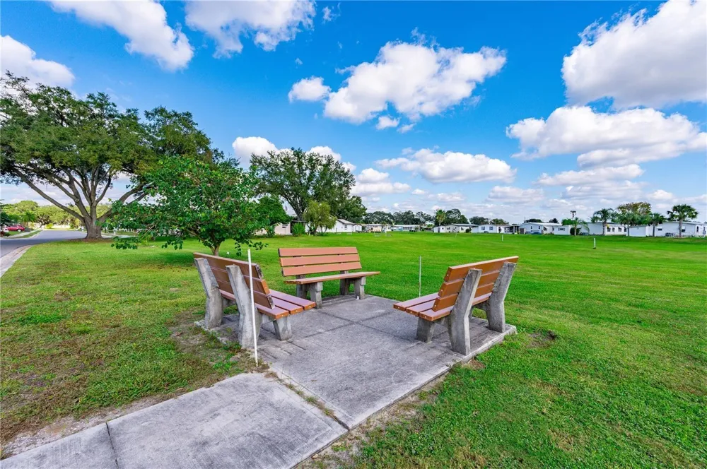 36346 LE SABRE WAY Zephyrhills, FL 33541