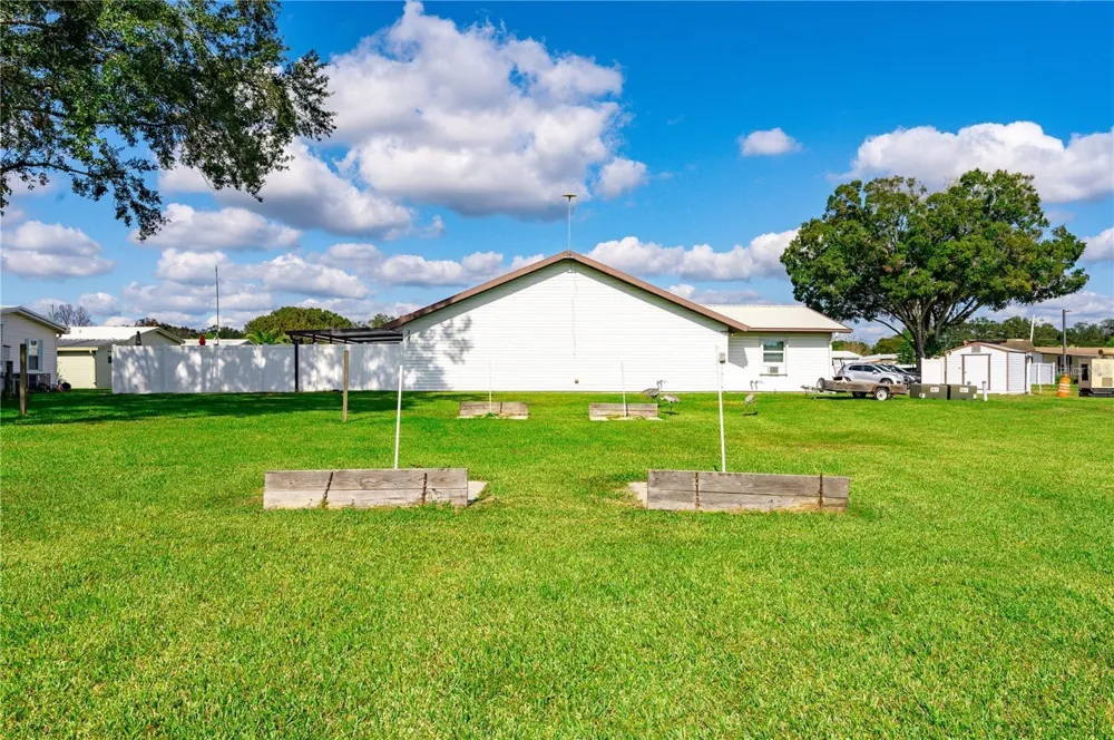 36346 LE SABRE WAY Zephyrhills, FL 33541