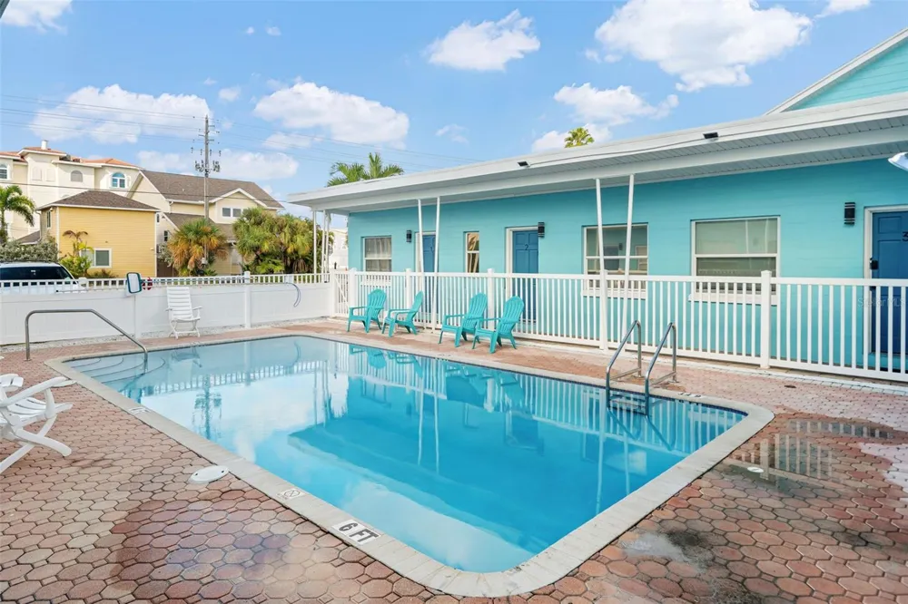13343 GULF BOULEVARD #B5 Madeira Beach, FL 33708