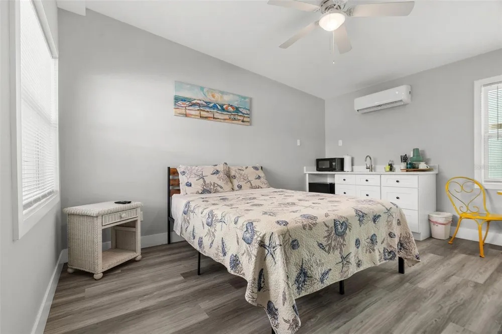 13343 GULF BOULEVARD #B5 Madeira Beach, FL 33708