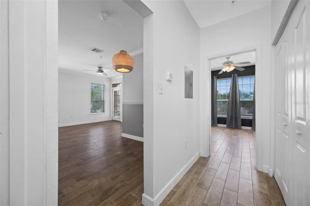 5000 CULBREATH KEY WAY #1-201 Tampa, FL 33611