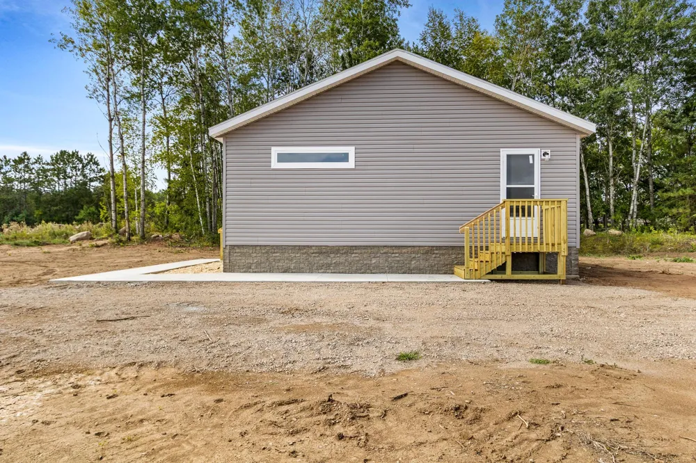 106 Eagle Drive Sandstone, MN 55072