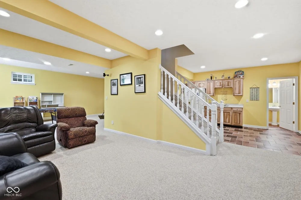 4814 Goldenrain Court Indianapolis, IN 46237
