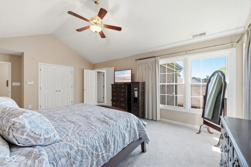 4814 Goldenrain Court Indianapolis, IN 46237