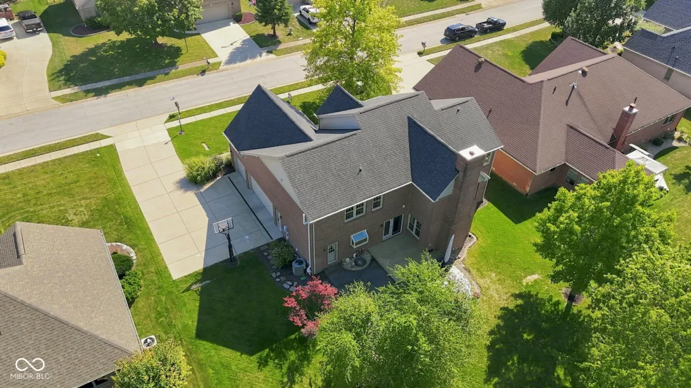 4814 Goldenrain Court Indianapolis, IN 46237