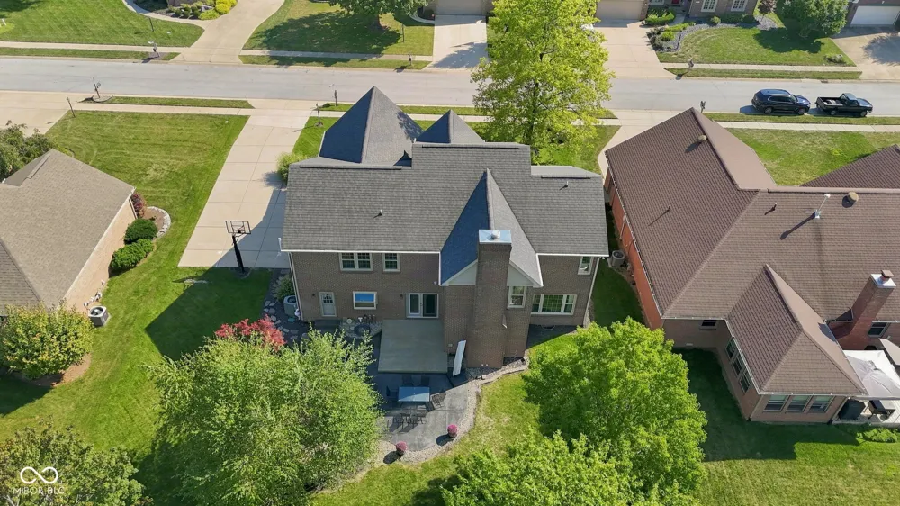 4814 Goldenrain Court Indianapolis, IN 46237