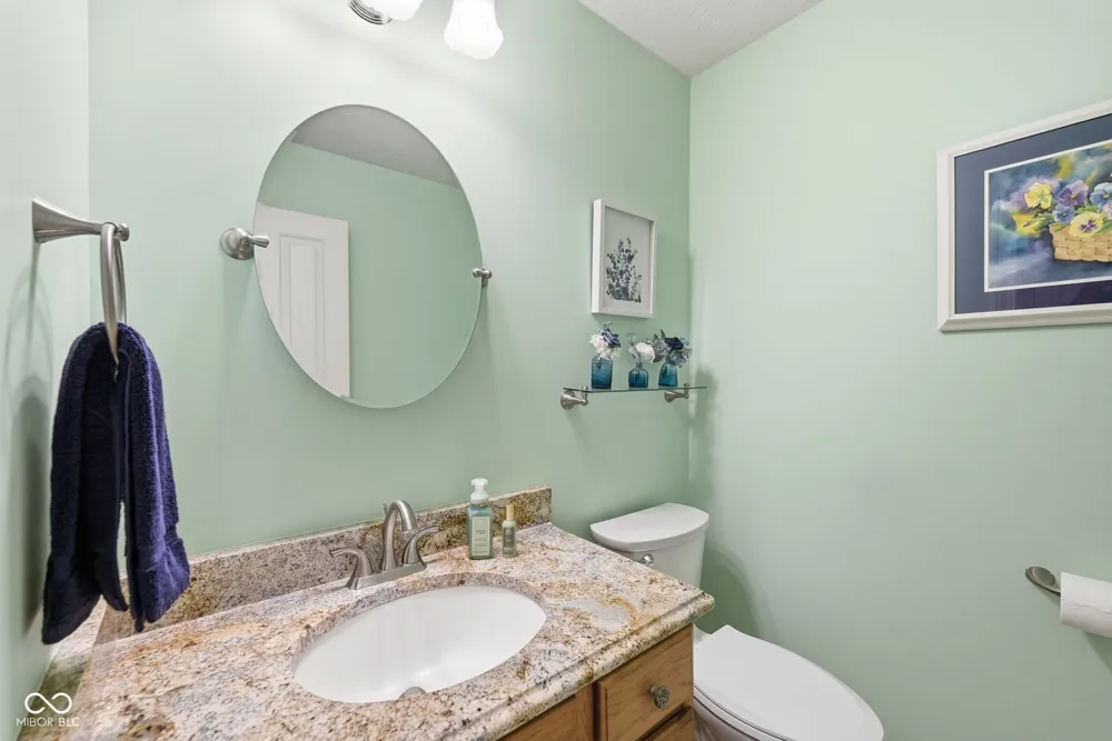 4814 Goldenrain Court Indianapolis, IN 46237