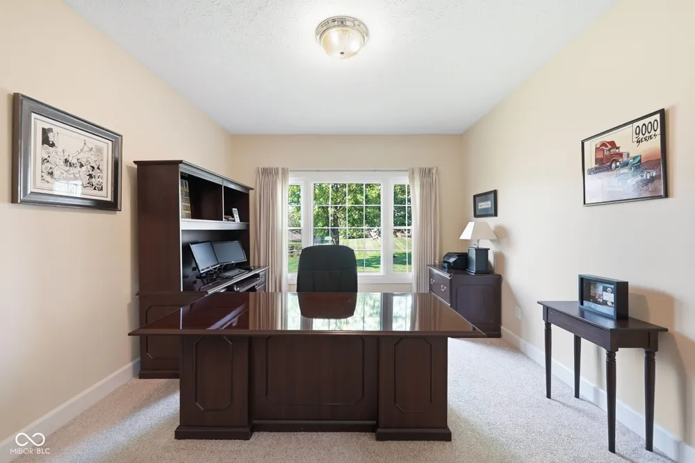 4814 Goldenrain Court Indianapolis, IN 46237