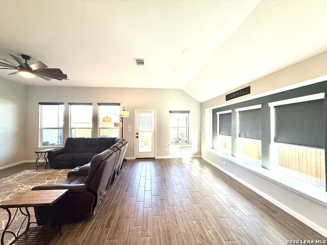 31822 Shrubland Dr Bulverde, TX 78163