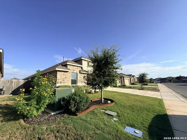 31822 Shrubland Dr Bulverde, TX 78163