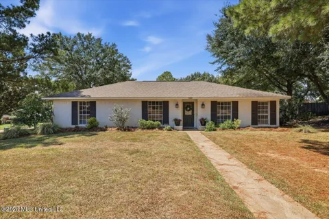 7105 Edgewater Drive