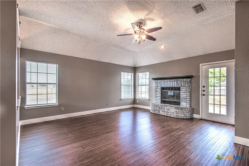 2308 Wampum Drive Harker Heights, TX 76548