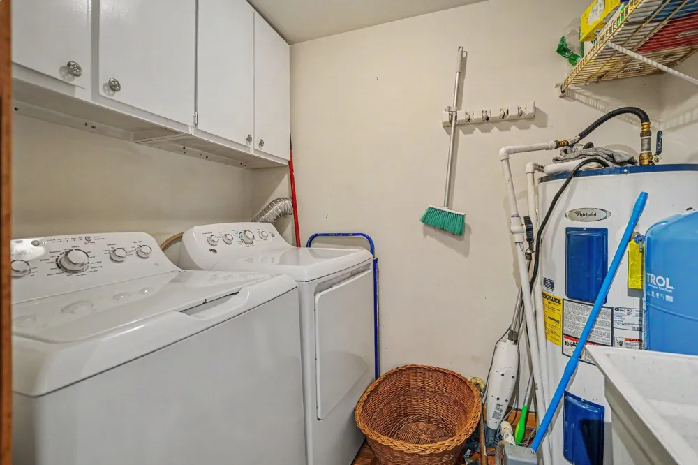 4650 Carmody Road Coloma, MI 49038