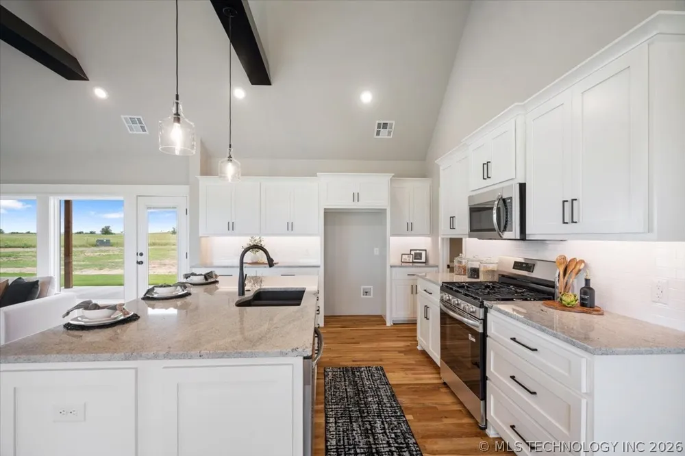5294 Blackhawk Place Sperry, OK 74073