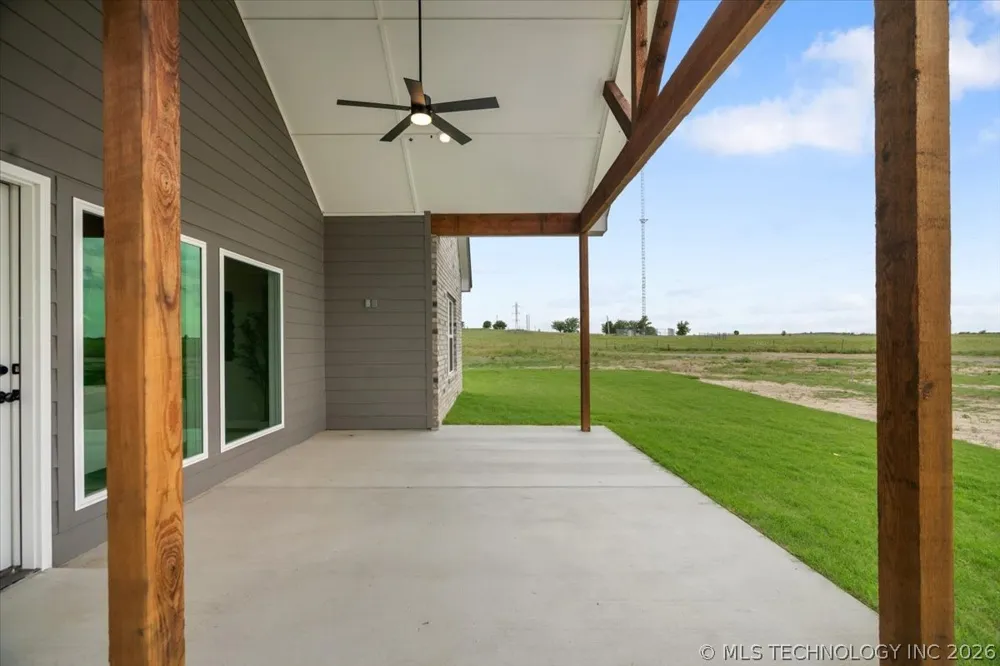 5294 Blackhawk Place Sperry, OK 74073