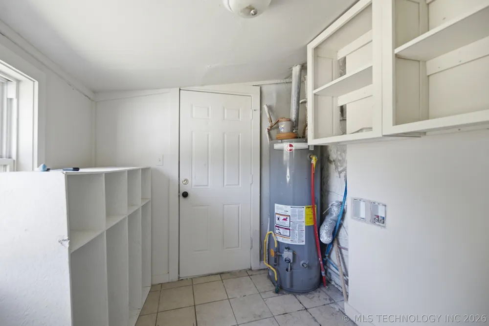 329 W Oak Street Coweta, OK 74429