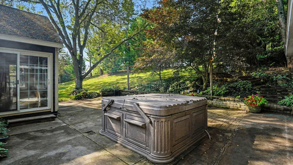 9712 Timber Hill Court Dexter Township, MI 48130