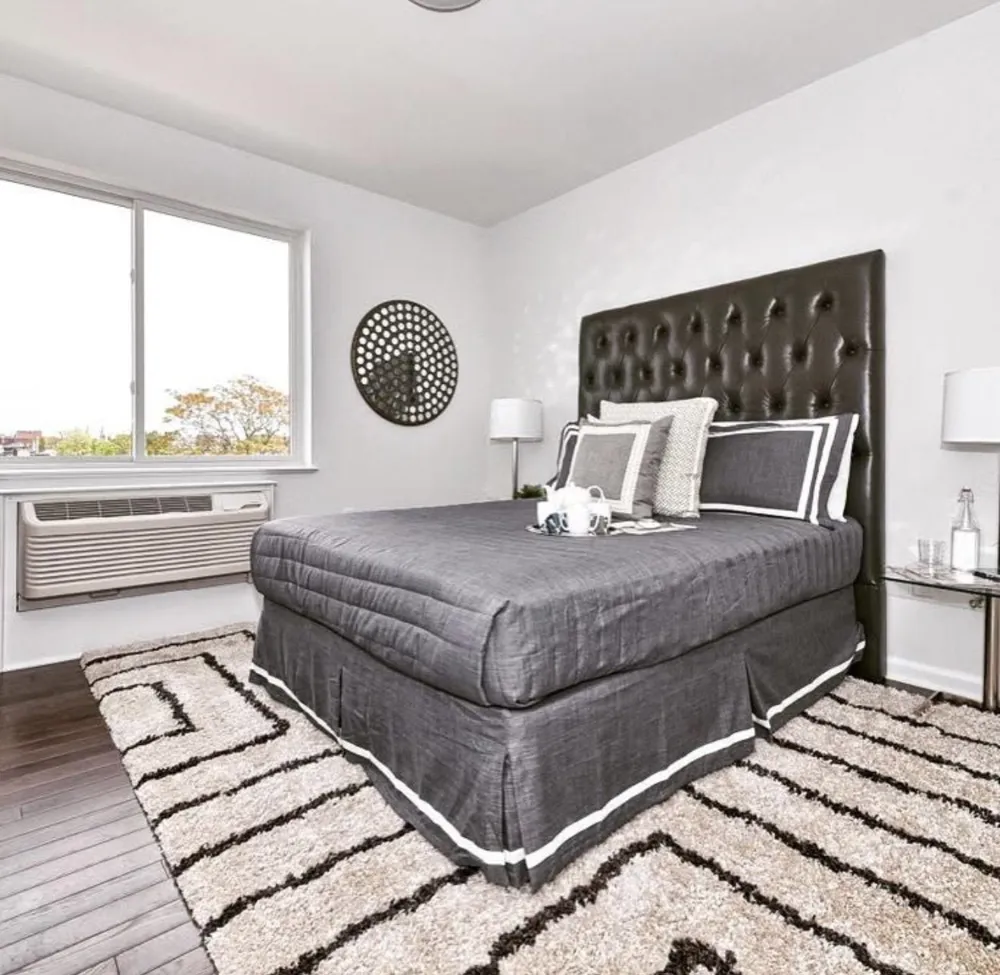 304 BROADWAY Bayonne, NJ 07002
