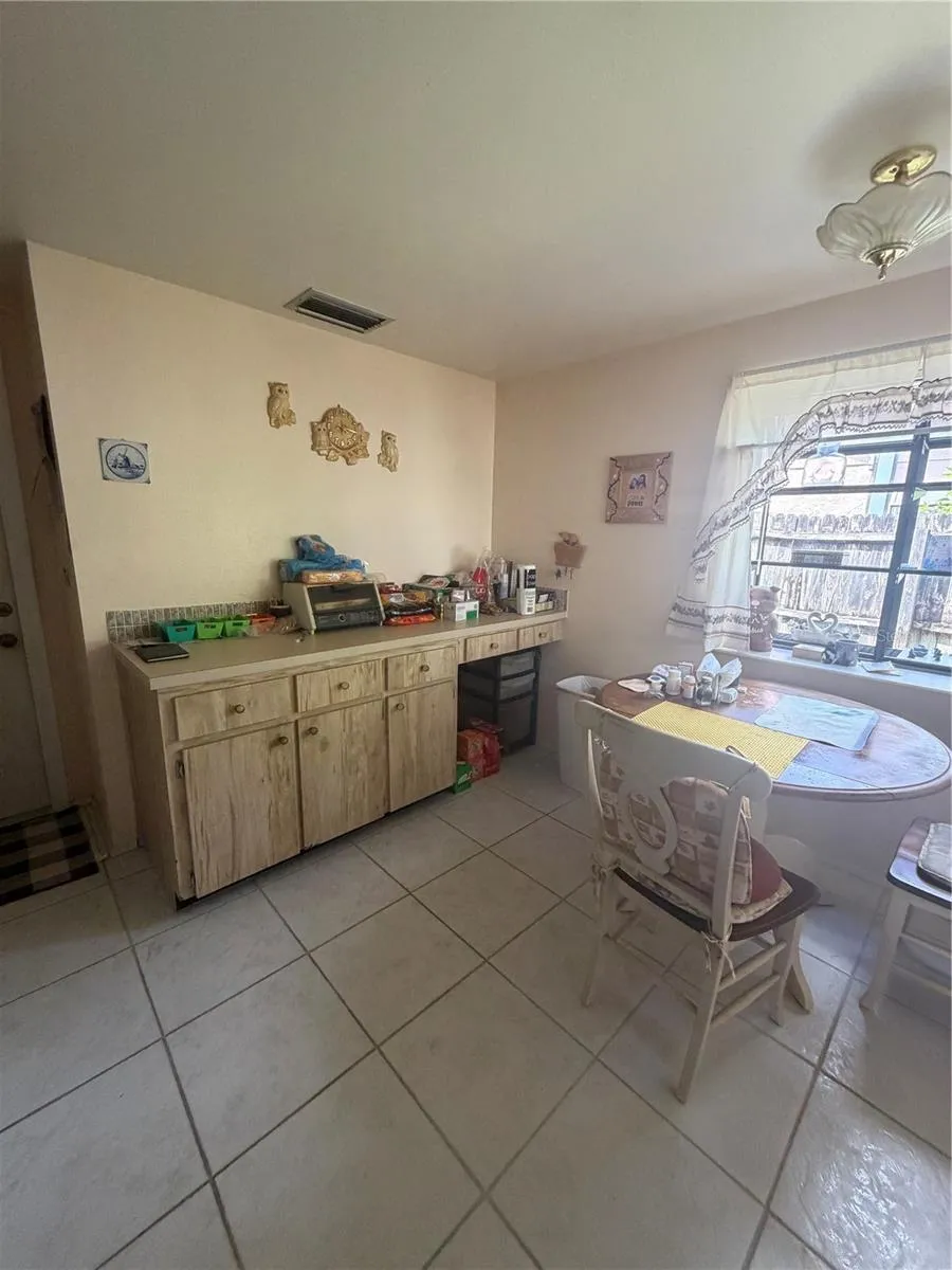 6557 CREEKVIEW TERRACE Pinellas Park, FL 33781