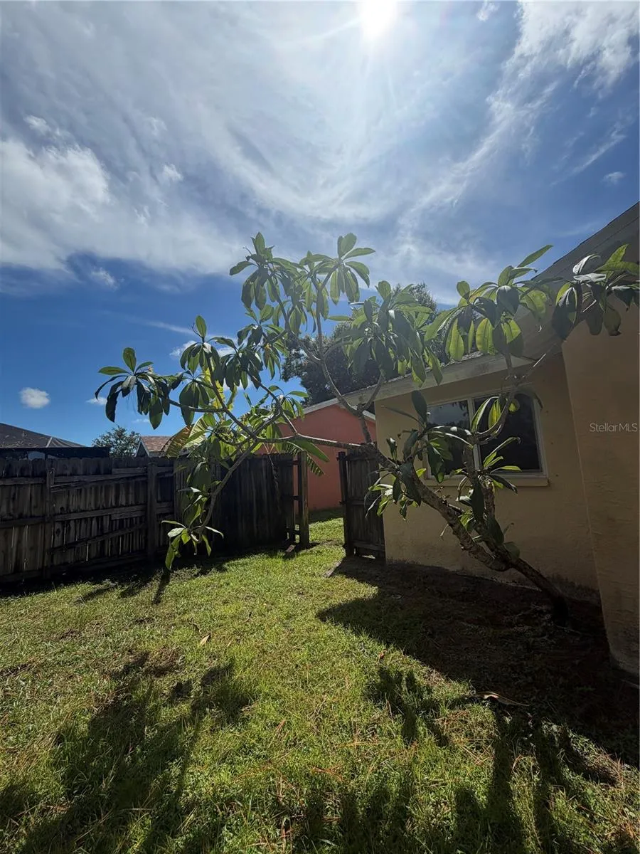 6557 CREEKVIEW TERRACE Pinellas Park, FL 33781