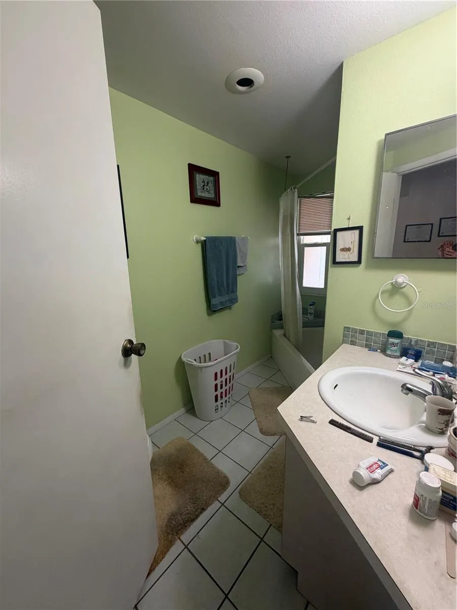 6557 CREEKVIEW TERRACE Pinellas Park, FL 33781