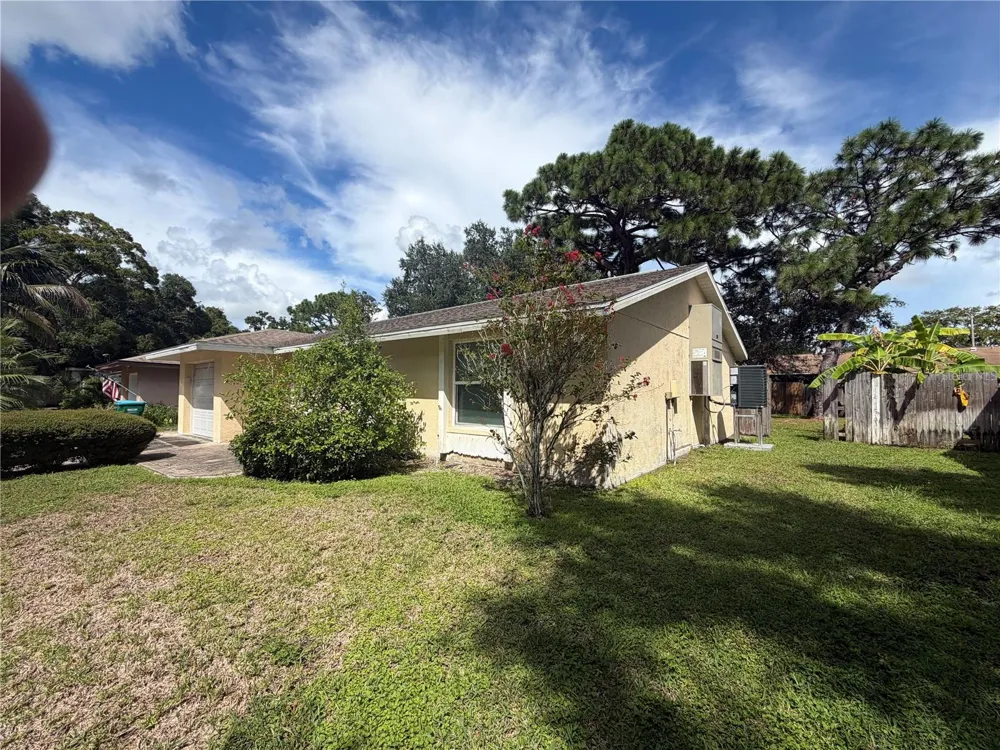 6557 CREEKVIEW TERRACE Pinellas Park, FL 33781