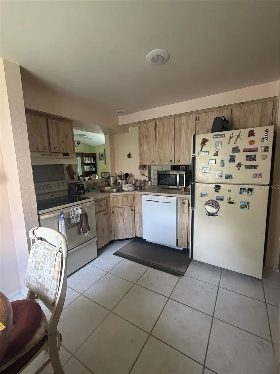 6557 CREEKVIEW TERRACE Pinellas Park, FL 33781