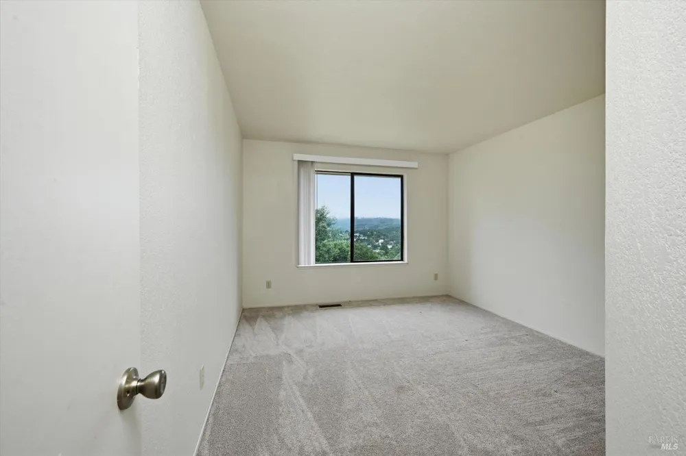 17312 Greenridge Road Hidden Valley Lake, CA 95467