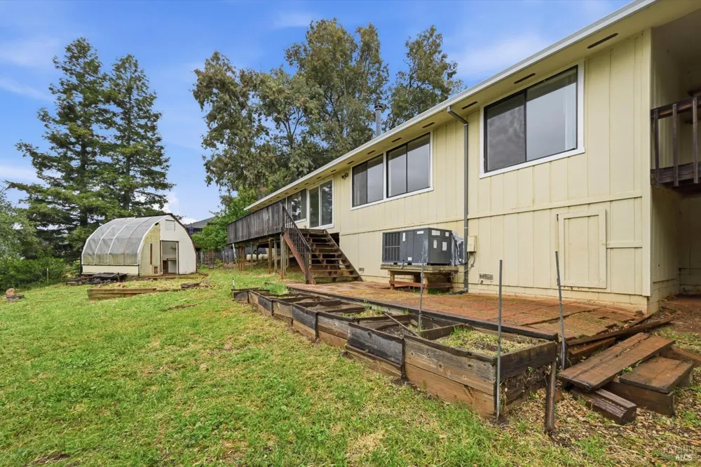 17312 Greenridge Road Hidden Valley Lake, CA 95467