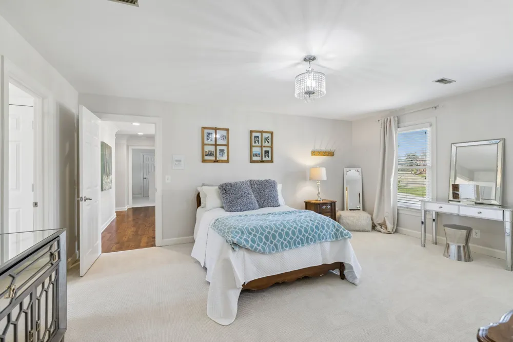 1412 Arrowhead Dr Brentwood, TN 37027