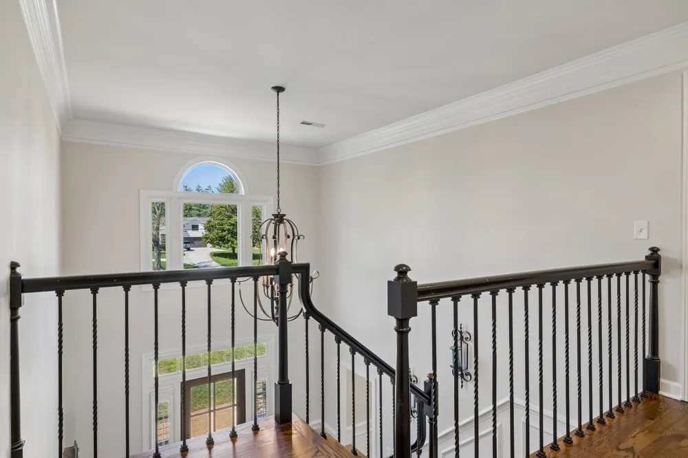 1412 Arrowhead Dr Brentwood, TN 37027